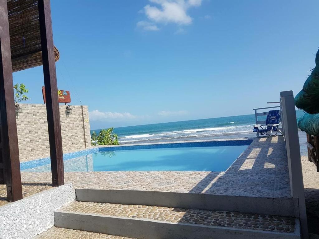 Aura Marina Sands Beach Resort Baler Zewnętrze zdjęcie
