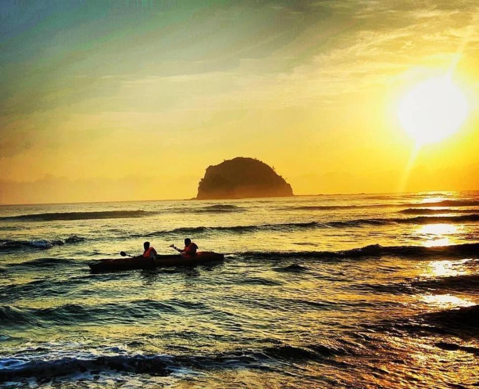 Aura Marina Sands Beach Resort Baler Zewnętrze zdjęcie